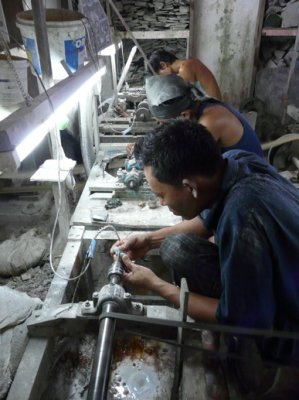 jade sculpturing