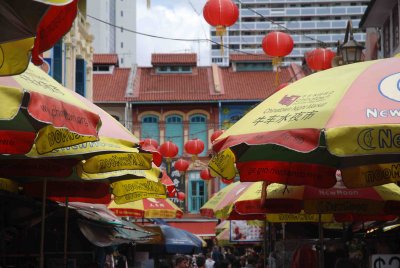 Chinatown : une rue/a street