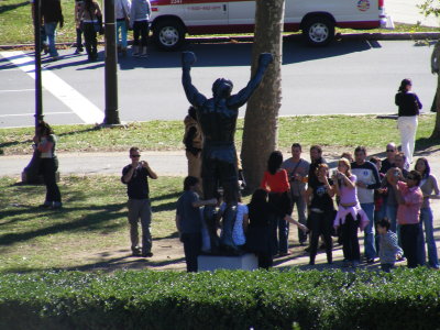 Everybody loves the Rocky statue.JPG