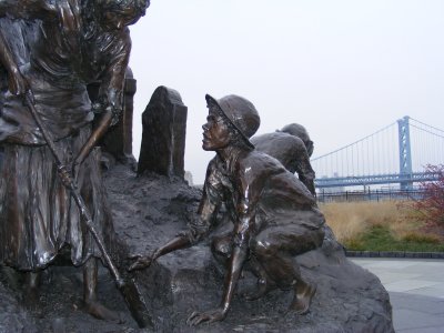 Irish Famine Monument.JPG