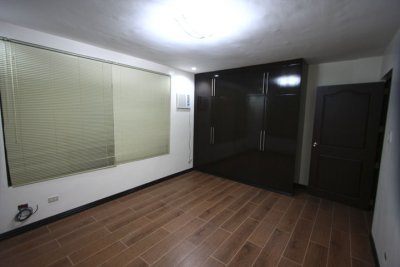 2nd Bedroom.jpg