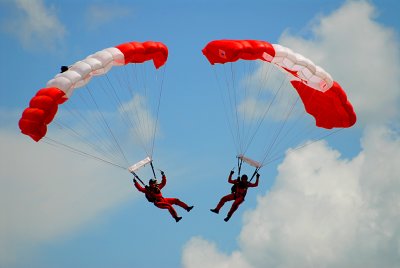 Parachute3.jpg