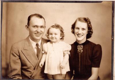 g3/86/407586/3/55132871.TrumanEleanorandFloraCarter.jpg