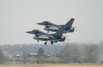 F16s.jpg