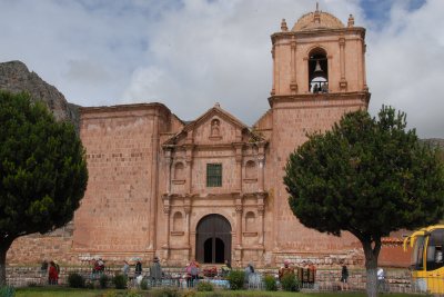 Road north to Cusco - Church of Pucara (Map)