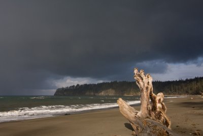 storm approaching over ocean