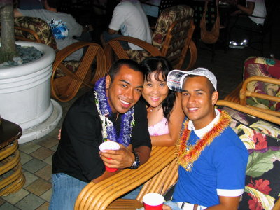 2008_04_24 Aloha to Tyson and Kalani @ Mai Tais 003.jpg
