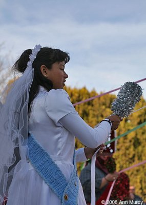 Malinche in maypole dance