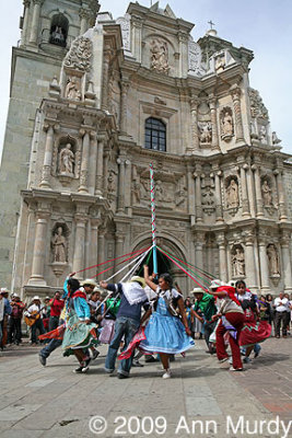 Maypole in front of basilica