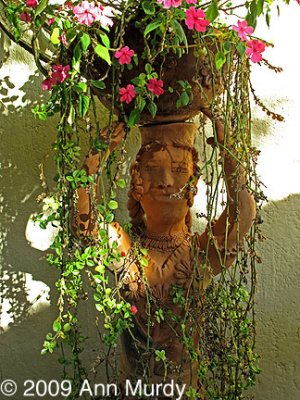 Ceramic lady with flowers