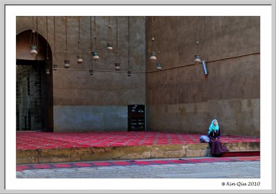 A girl at the Mosque of Sultan Hassan