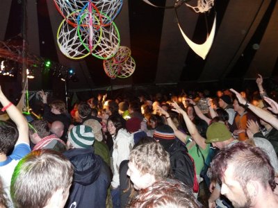 Dance Tent Goes Mad For Dreadzone Soundsystem