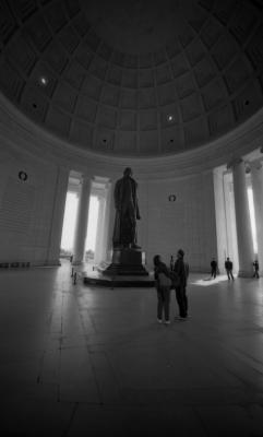 Jefferson Memorial, statue