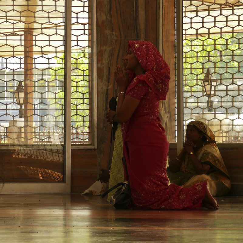 Christian worshippers in Kollam.jpg