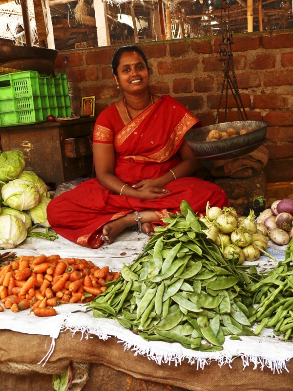 Market lady Madurai 2.jpg