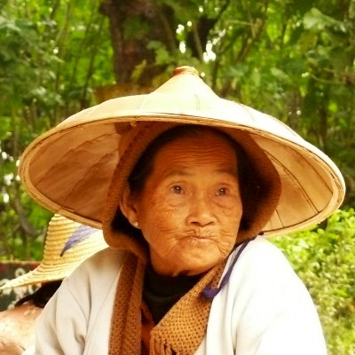 Market woman in Hsipaw.jpg