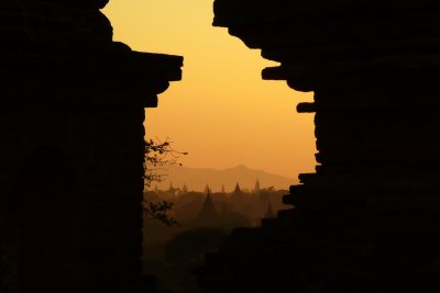 Sunset Bagan 5.jpg