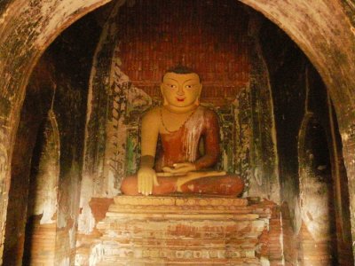 Buddha in Bagan 2.jpg