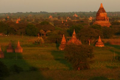 Bagan sunset 05.jpg