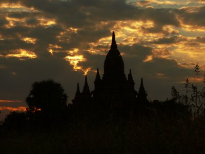 Sunset Bagan 10.jpg