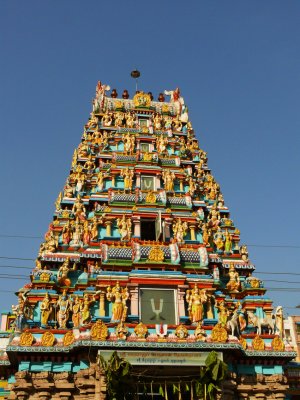 Hindu temple Yangon.jpg