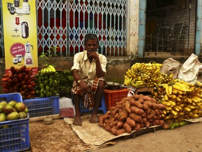 Veggie seller Trivandrum.jpg