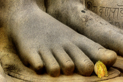 Jain statue rough pastels sandstone web.jpg