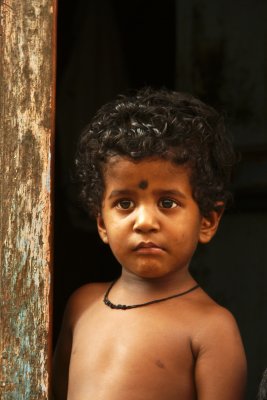 Small boy in Madurai.jpg