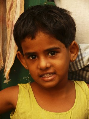 Girl with earrings Madurai.jpg