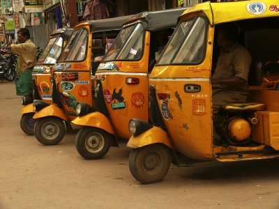 Auto rickshaws.jpg
