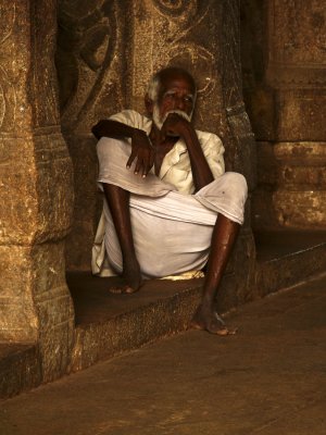 Sitting in temple Trichy.jpg