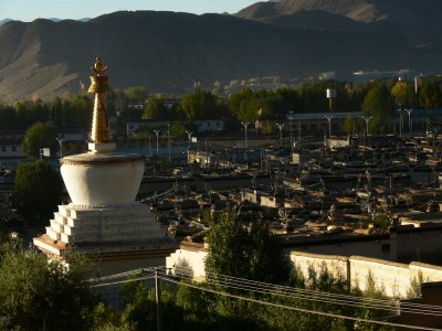 Tibetan part of town Shigatze