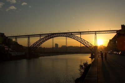 Sunset behind the bridge 03