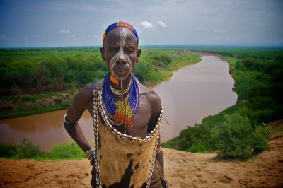 Women from the Hammer tribe