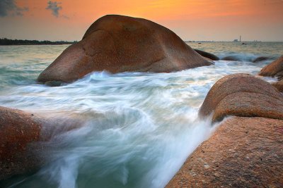 Namrin Beach RYG_C6X0076.jpg