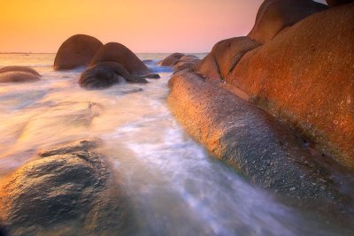 Namrin Beach RYG_C6X0129.jpg