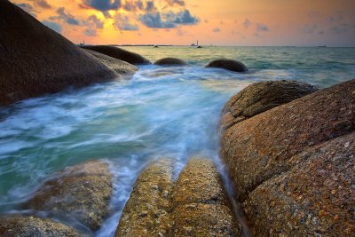 Namrin Beach RYG_C6X9984.jpg