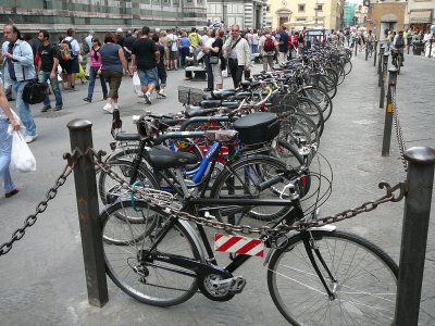 tons of bicycles parked here at the duomo (R)