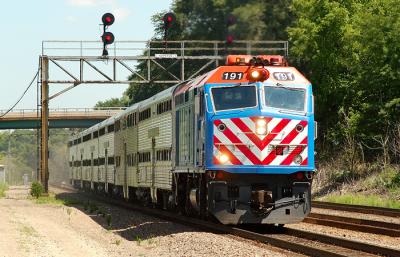 g3/87/631387/3/55448643.Metra191on12312.jpg