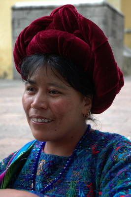 03_Woman in Quetzaltenango.jpg