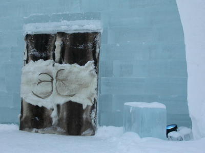 g3/87/638287/3/57141022.10_ice_hotel04feb27_058.jpg