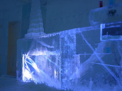 g3/87/638287/3/57141042.10_ice_hotel04feb27_094.jpg
