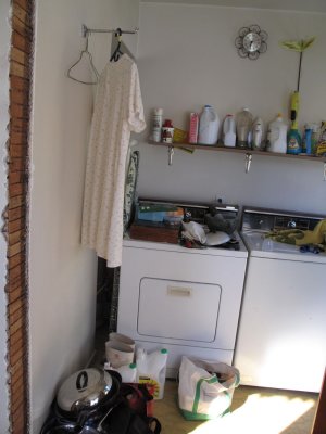 Laundry area 20091115_005.jpg