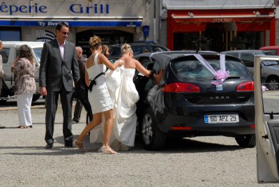 day of the wedding in Brittany