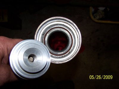 Center support and seal 2nd time 16.JPG