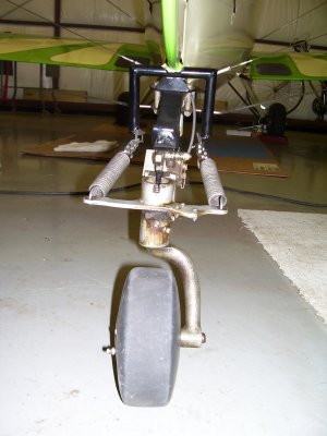 Maule tail wheel attach points 01.JPG