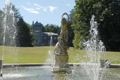 Mansion-thru-Fountain.jpg