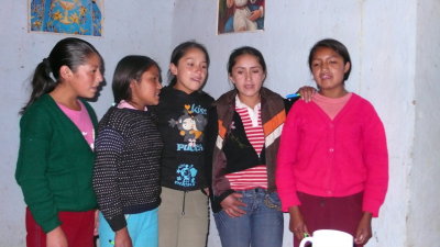 Chumush youth singing for the gringos