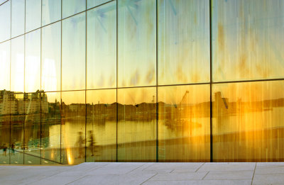 Opera house reflecting harbour