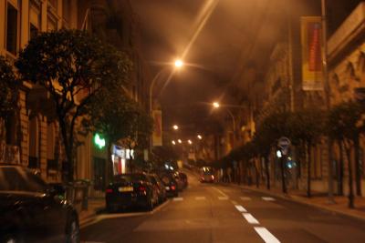 La rue qui emmene vers la gare